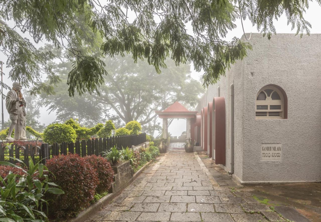 Kstdc Hotel Mayura Pine Top Nandi Hills Экстерьер фото