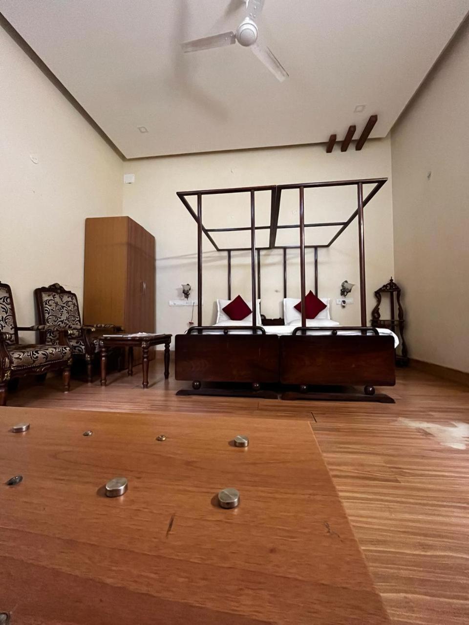 Kstdc Hotel Mayura Pine Top Nandi Hills Экстерьер фото